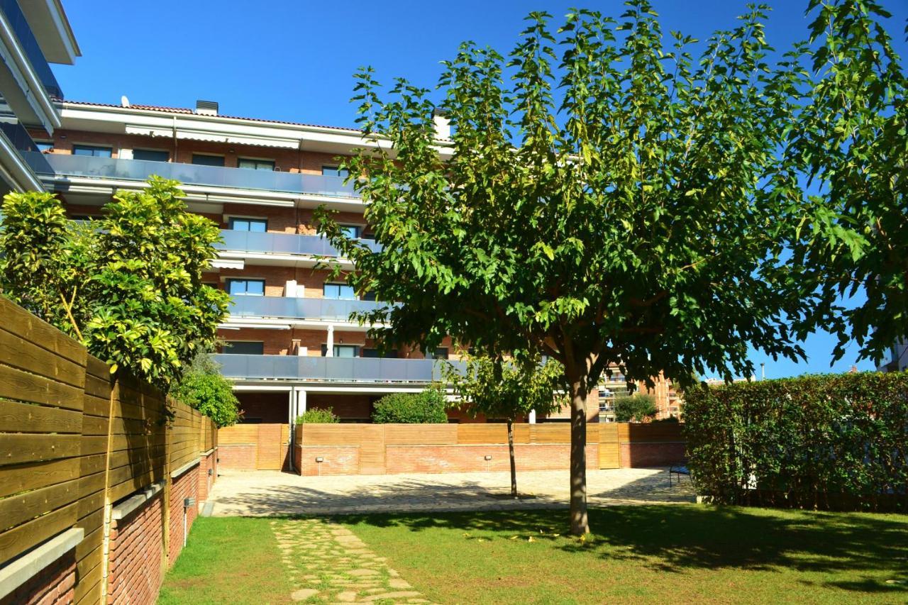 Apartamento Laurel 滨海略雷特 外观 照片